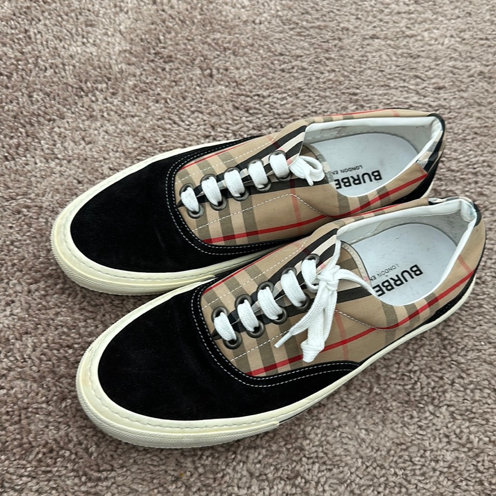Burberry Men Wilson Vintage Check Canvas Low Top Sneaker Black Beige